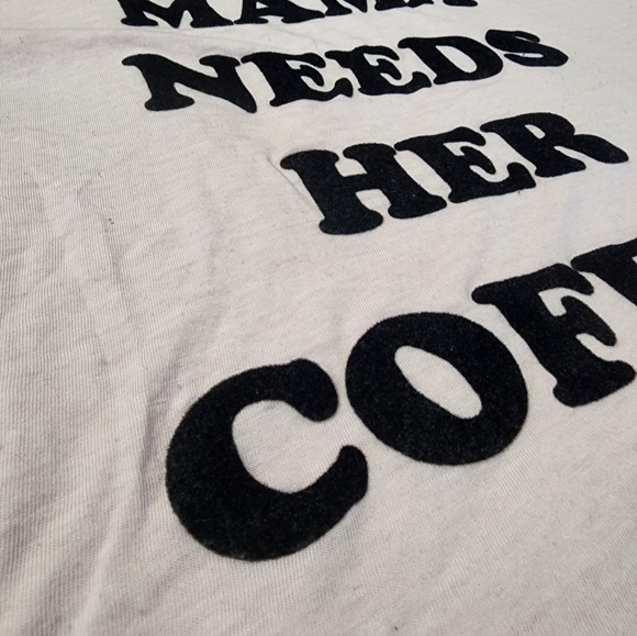 Mama needs coffee baseball t-shirt - Picture 4 of 4